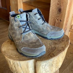 Merrell - men’s inbound chukka, size 9.5
